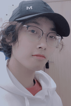 Xinran Yang